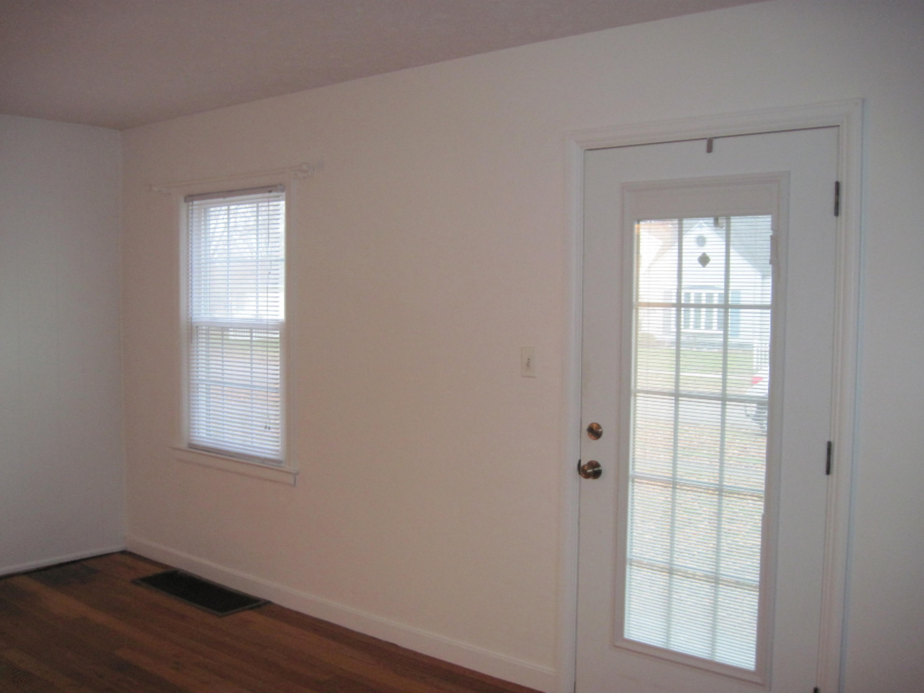 1363 Cornell Road Muskegon, MI 49441 - Photo 6 of 15 IMG_0006