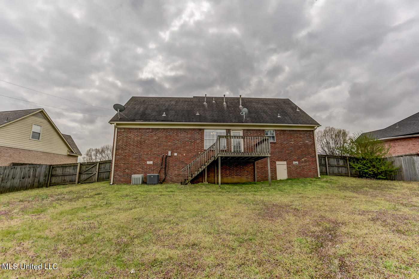 7316 Deerbrook Road Olive Branch, MS 38654 - Photo 21 of 22 Back Elevation