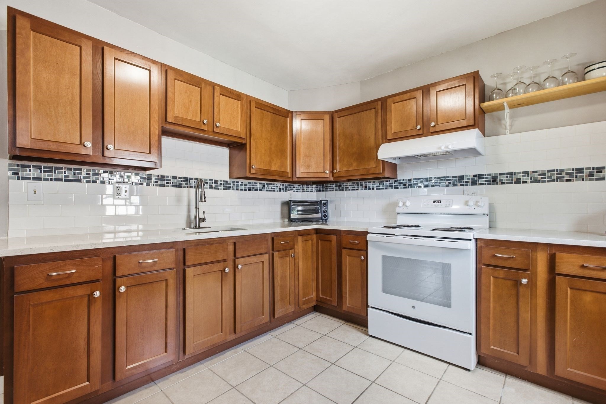 149 Greenfield Road Boston, MA 02126 - Photo 17 of 42 Gallery Image 17