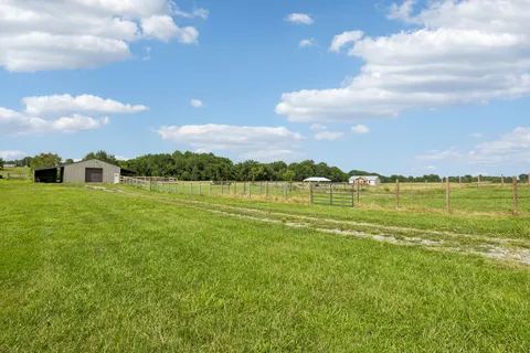$764,900 | 1088 Atkins Road Extension, Cedar Hill, TN 37032