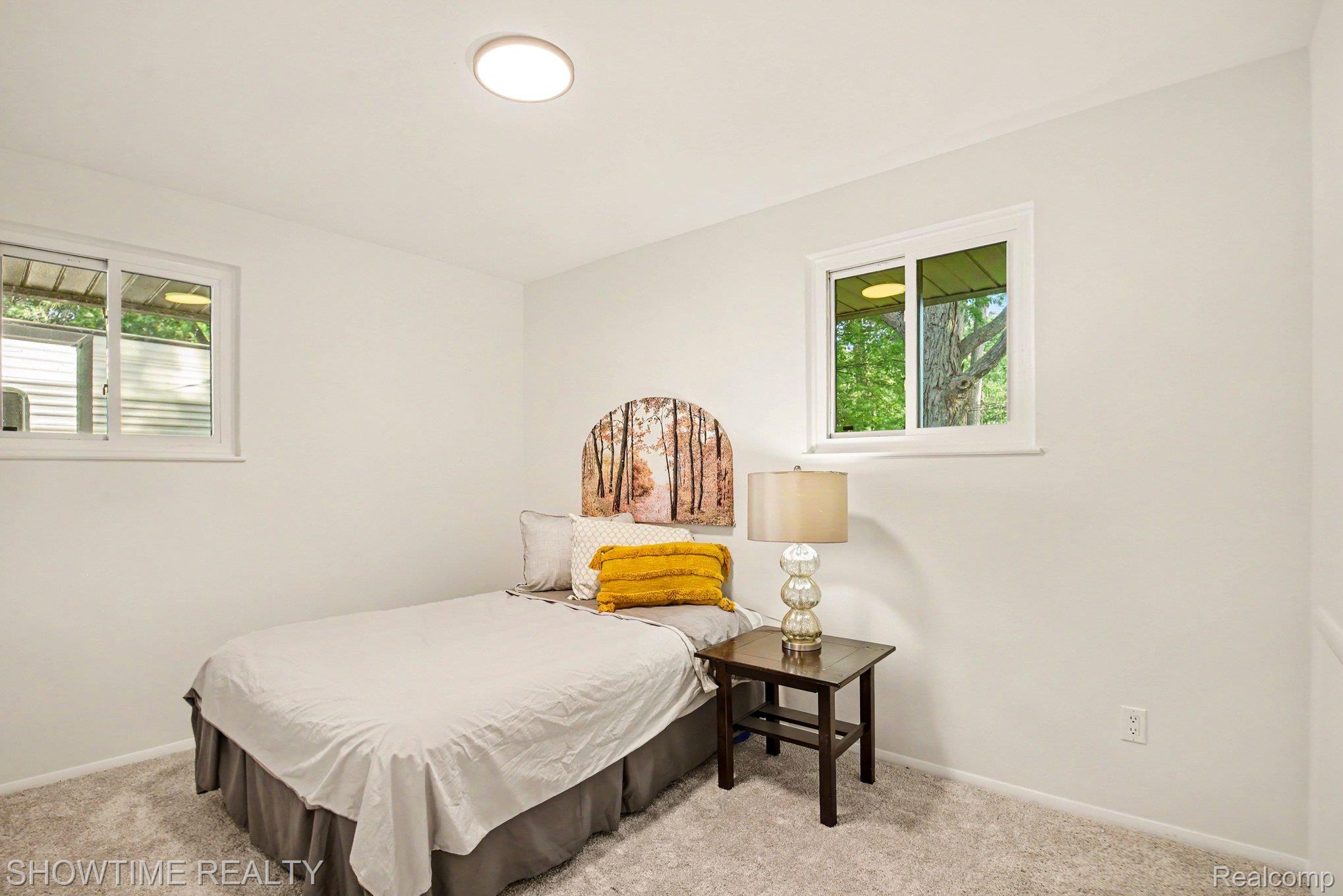 3699 Mark Road Waterford, MI 48328 - Photo 13 of 26 Bedroom