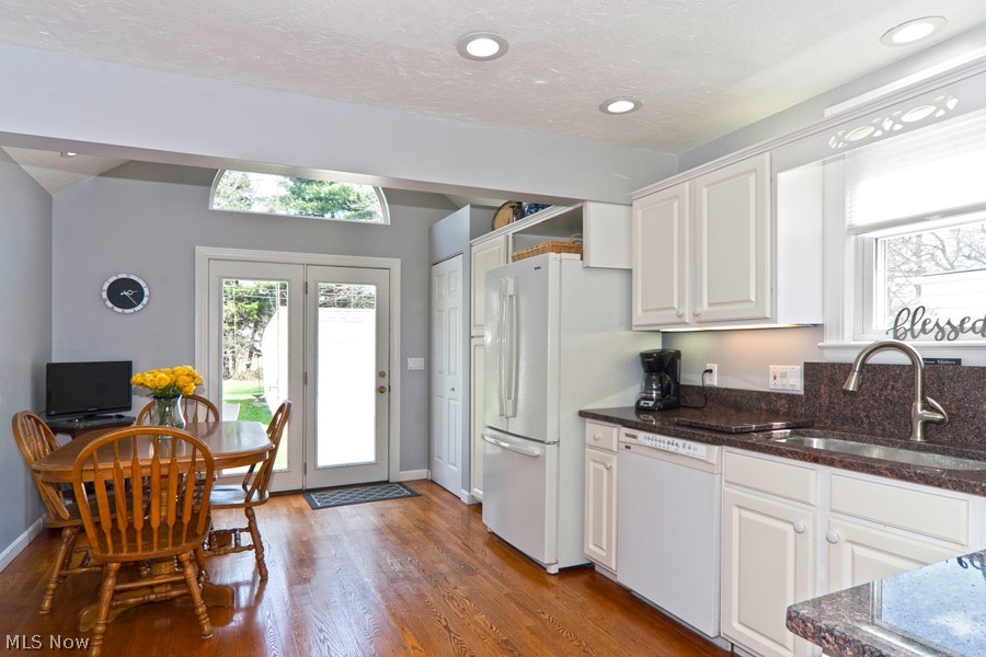 1397 Mayfield Ridge Road Cleveland, OH 44124 - Photo 7 of 21