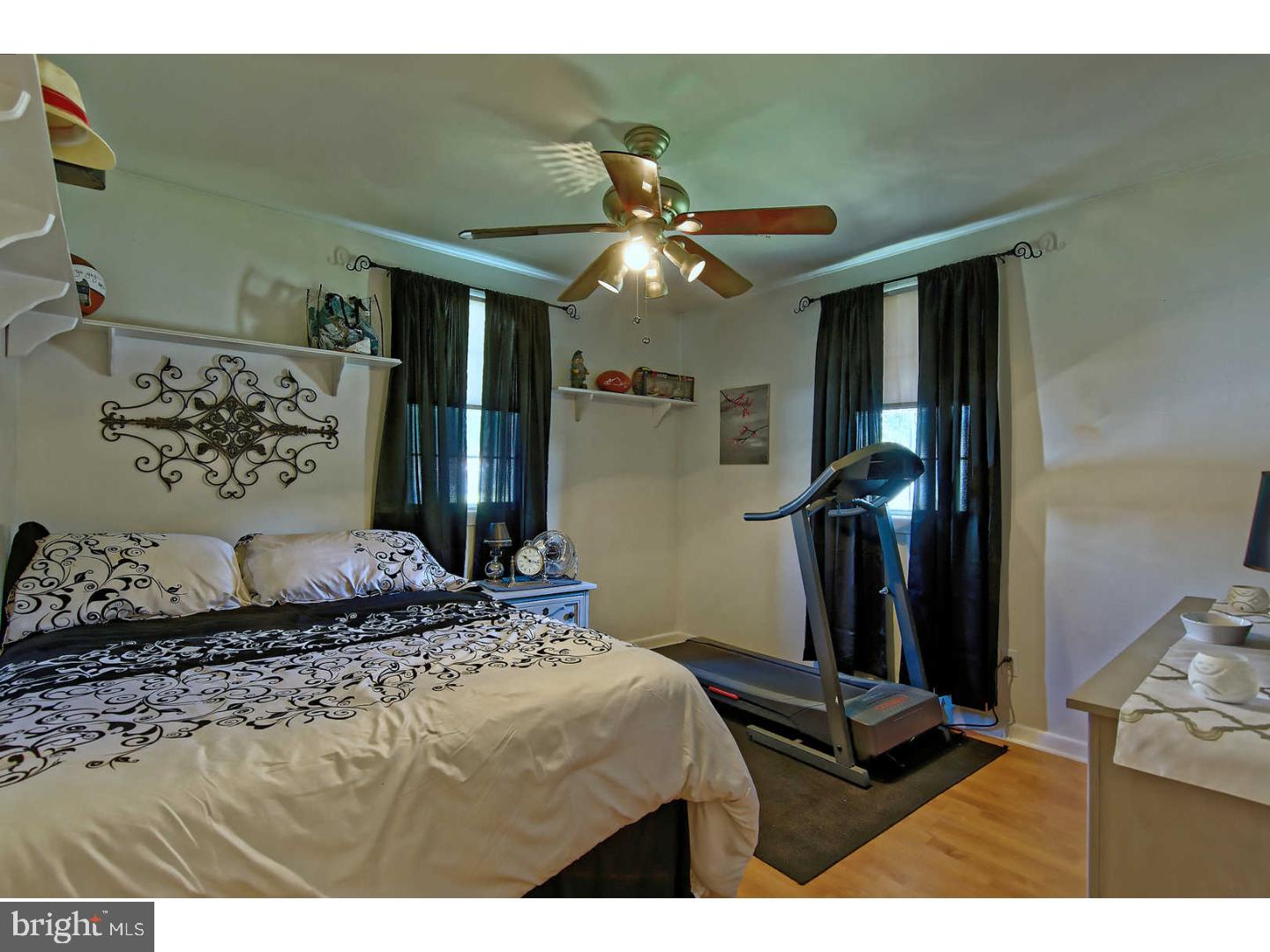 95 Lafayette Road Pennsville, NJ 08070 - Photo 19 of 25 Bedroom 2