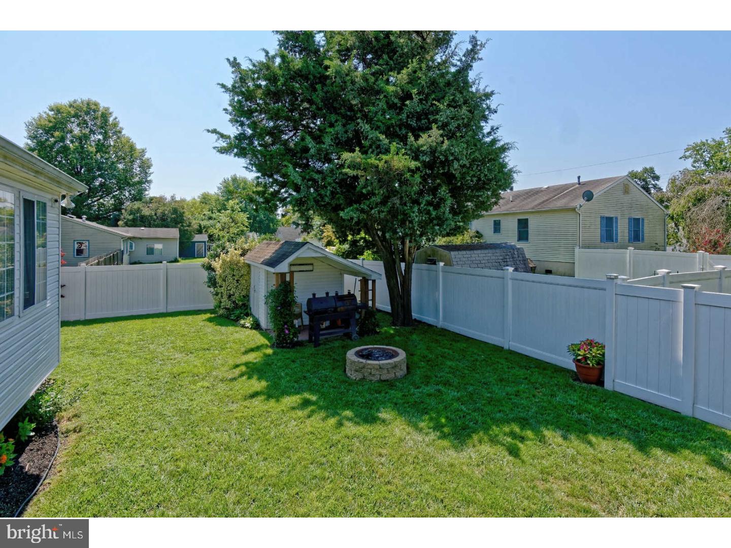 95 Lafayette Road Pennsville, NJ 08070 - Photo 23 of 25 Back Yard