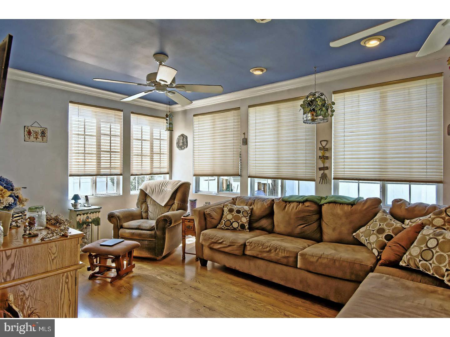 95 Lafayette Road Pennsville, NJ 08070 - Photo 7 of 25 Family Room