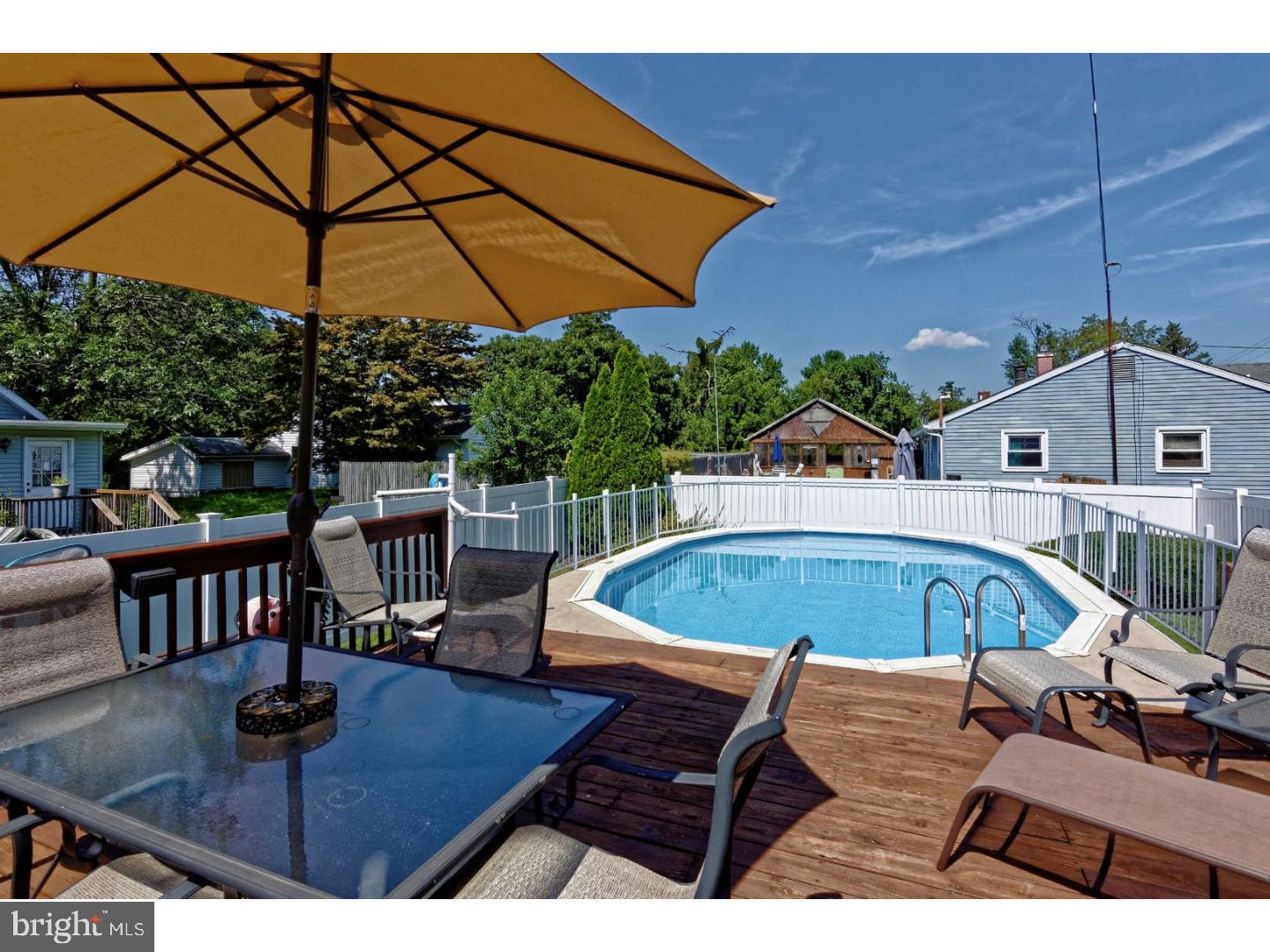 95 Lafayette Road Pennsville, NJ 08070 - Photo 10 of 25 Pool