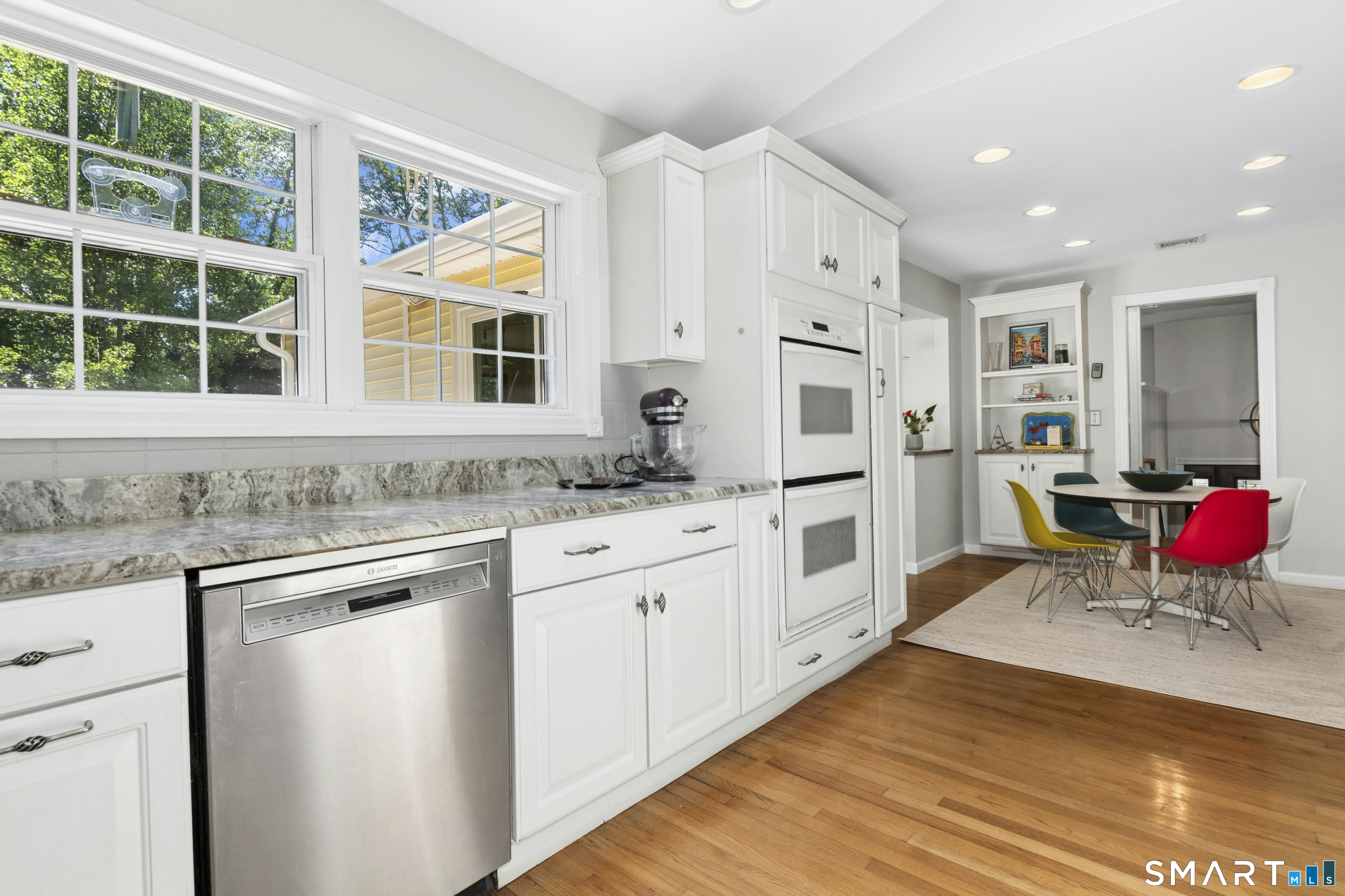 25 Olmstead Lane Ridgefield, CT 06877 - Photo 6 of 38