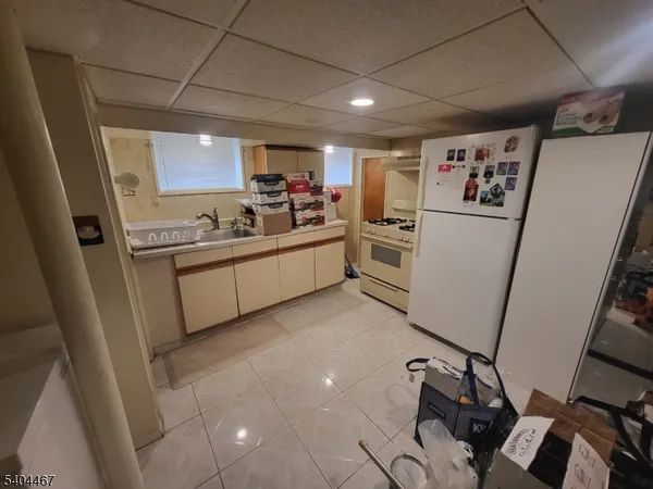 $999,999 | 52 Passaic Avenue, Livingston, NJ 07039