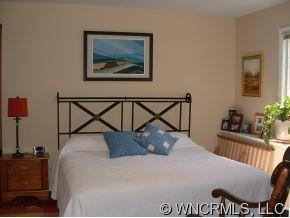 363 Sharon Road Fairview, NC 28730 - Photo 7 of 12 Gallery Image 7