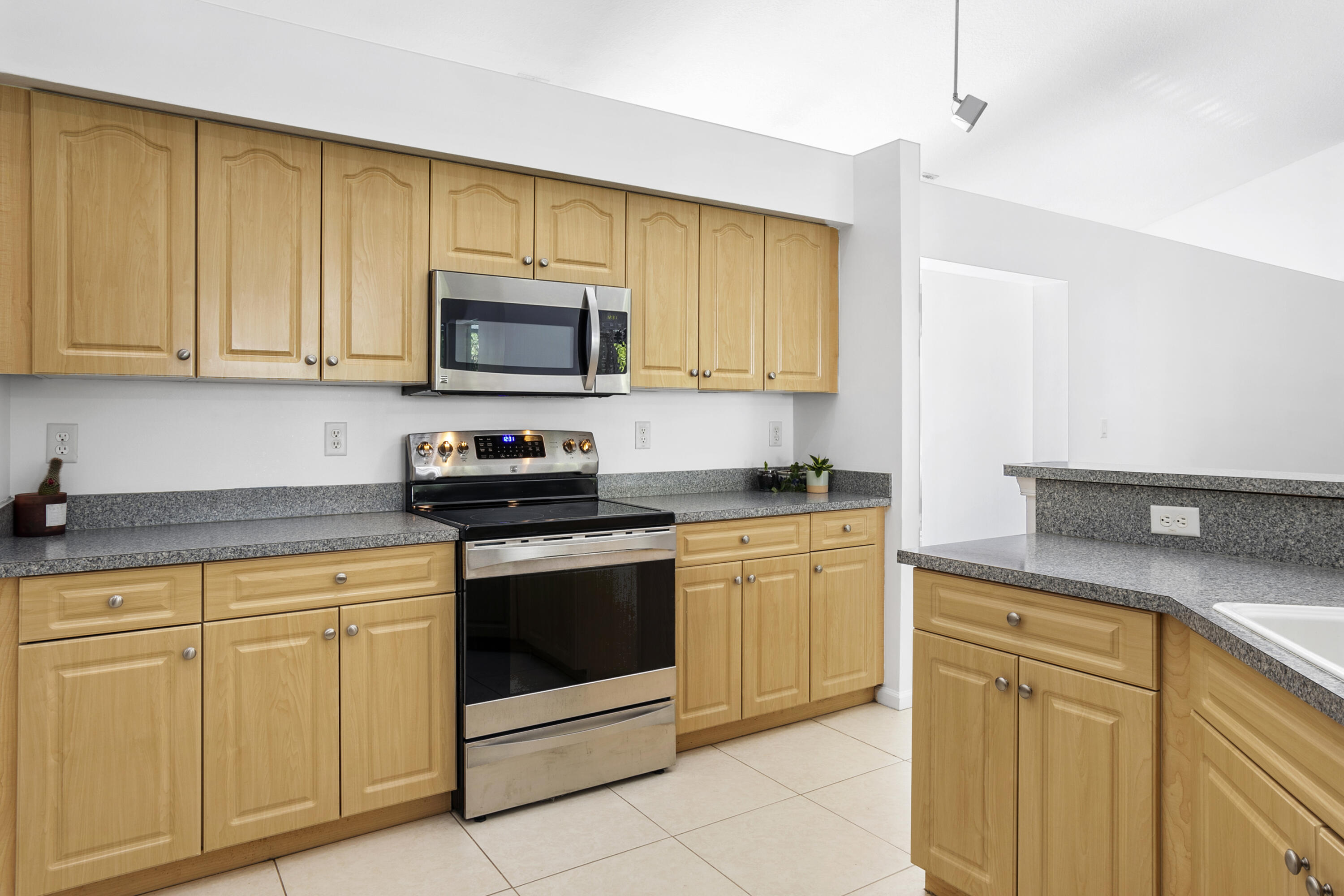 12783 85th Road North The Acreage, FL 33412 - Photo 12 of 37 Kitchen_04