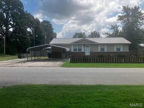 $114,900 | 203 East Peck Street, Malden, MO 63863