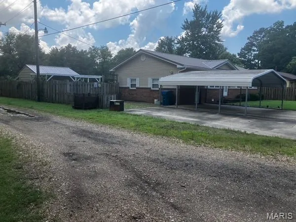 $114,900 | 203 East Peck Street, Malden, MO 63863