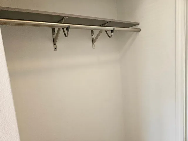 $1,390 | 105 Ila Street, Unit B, Elgin, TX 78621