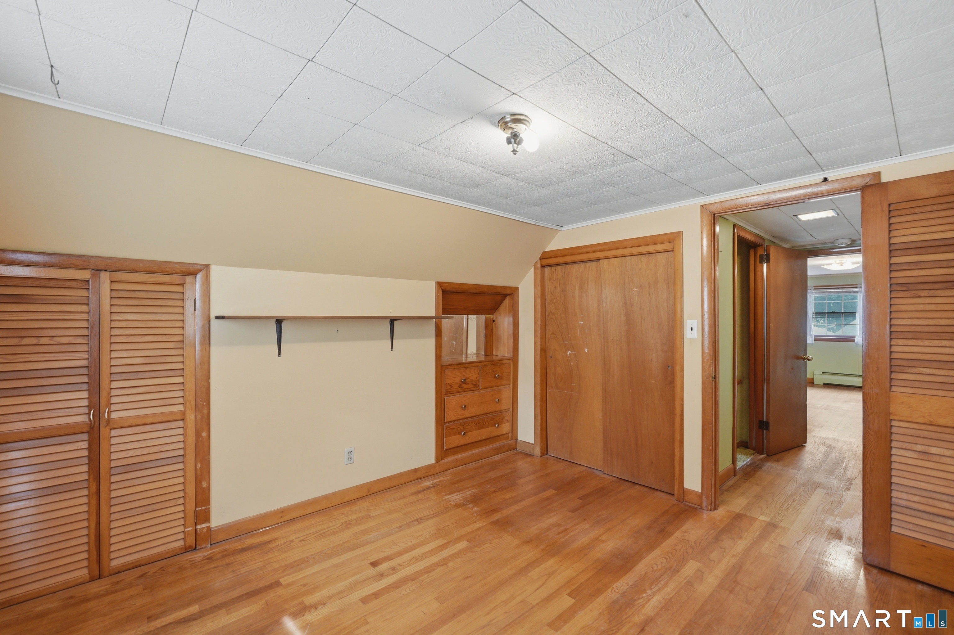 40 Royal Oak Road New Britain, CT 06053 - Photo 26 of 33