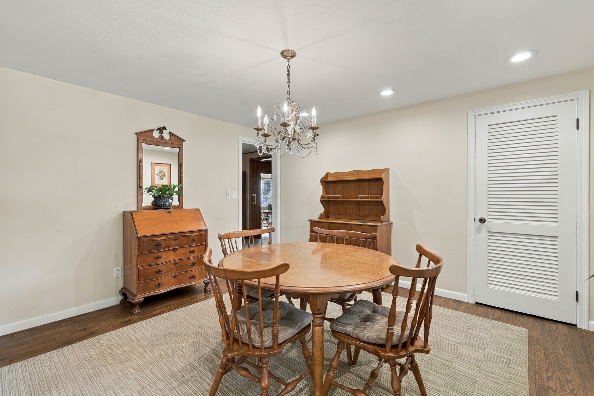 81 East Gooseberry Road West Springfield, MA 01089 - Photo 9 of 40 Gallery Image 9