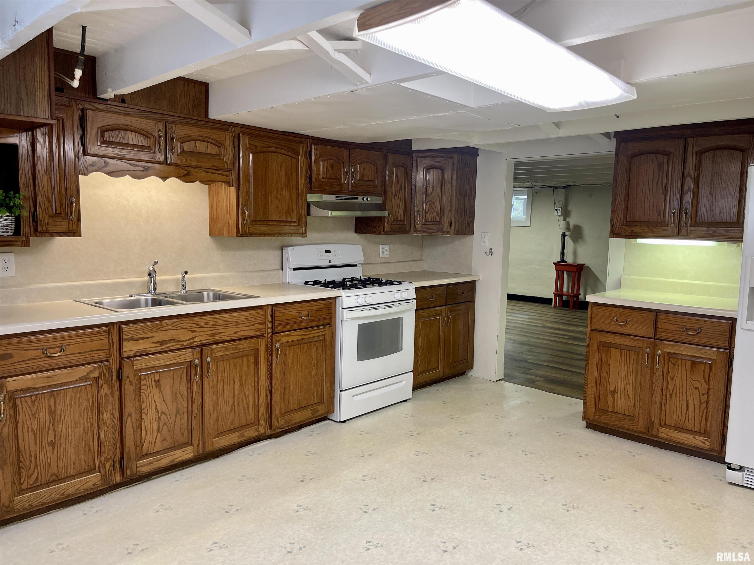 15832 Liberty School Road Marion, IL 62959 - Photo 17 of 32