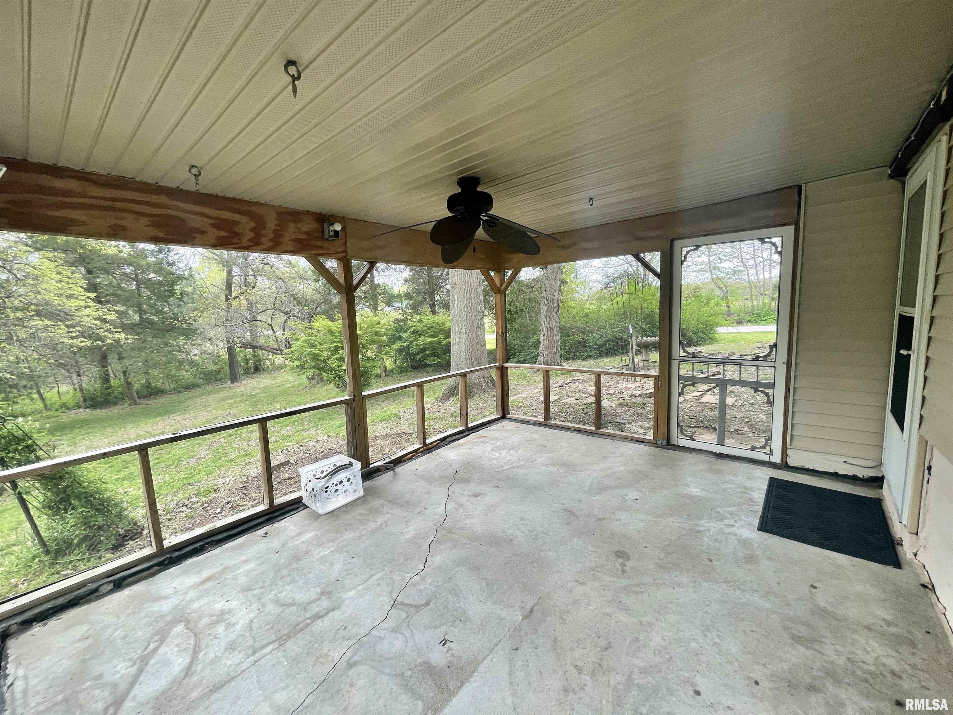 15832 Liberty School Road Marion, IL 62959 - Photo 31 of 32