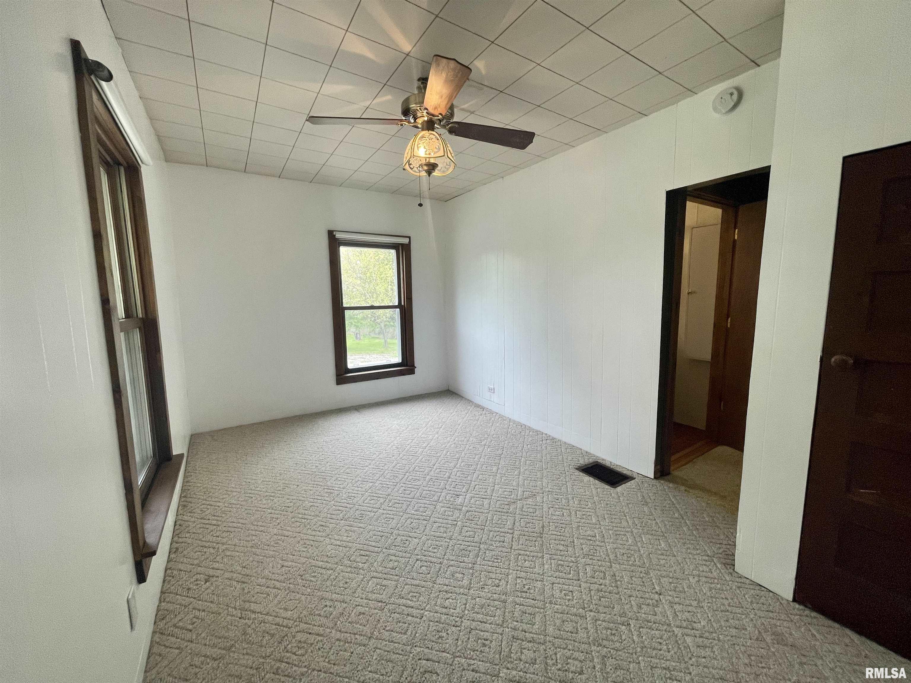 15832 Liberty School Road Marion, IL 62959 - Photo 9 of 32