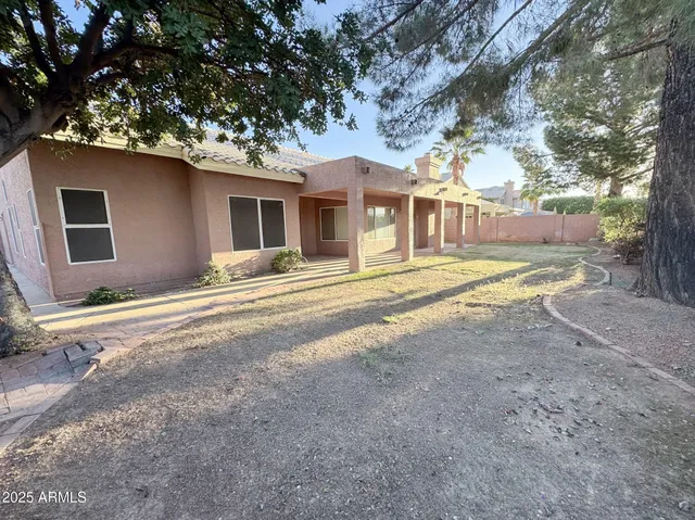 $2,695 | 6273 West Louise Drive, Glendale, AZ 85310