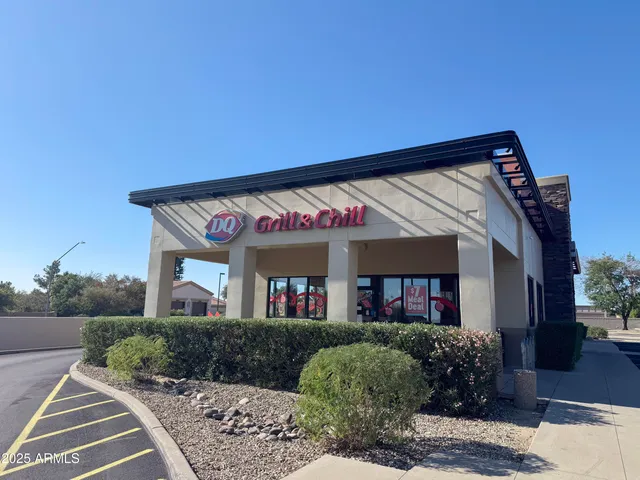 $2,695 | 6273 West Louise Drive, Glendale, AZ 85310