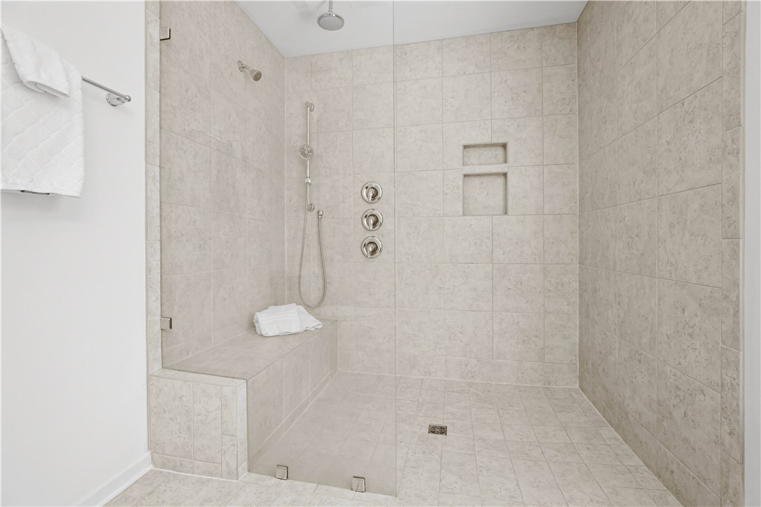 305 Upper Highland Drive Clemson, SC 29631 - Photo 12 of 41