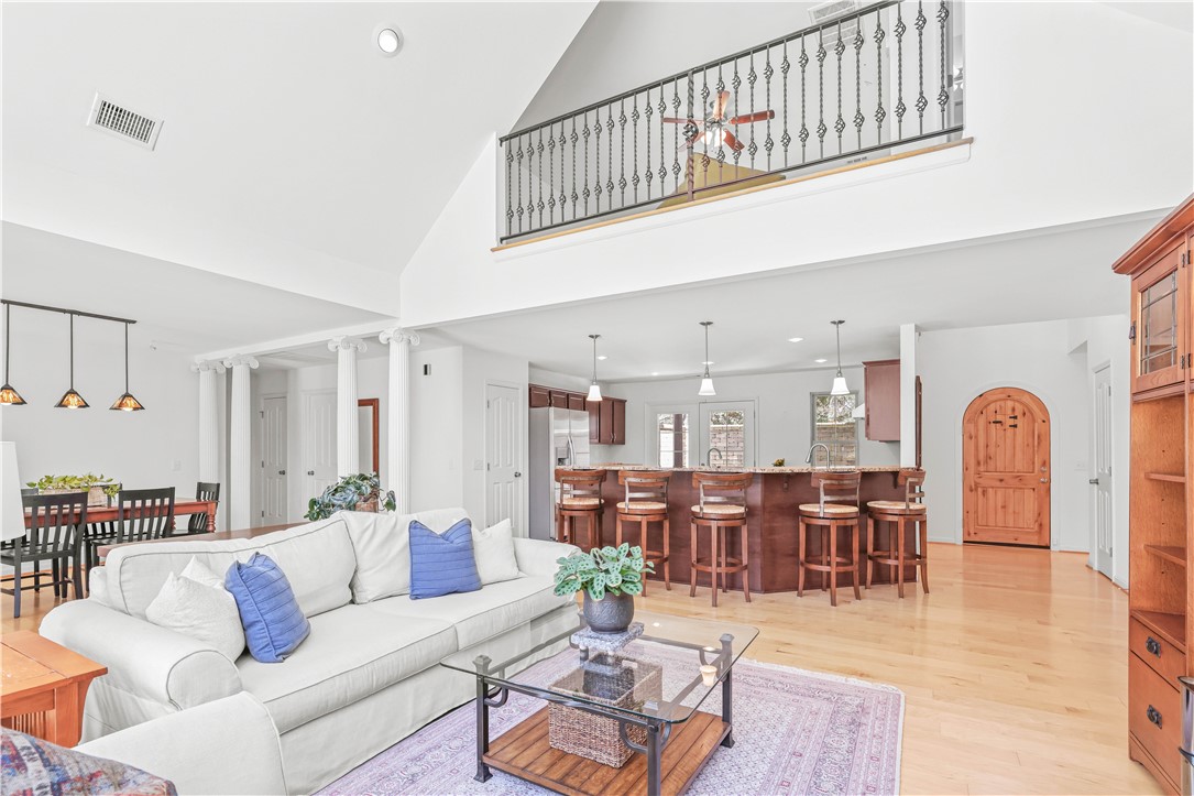 305 Upper Highland Drive Clemson, SC 29631 - Photo 3 of 41