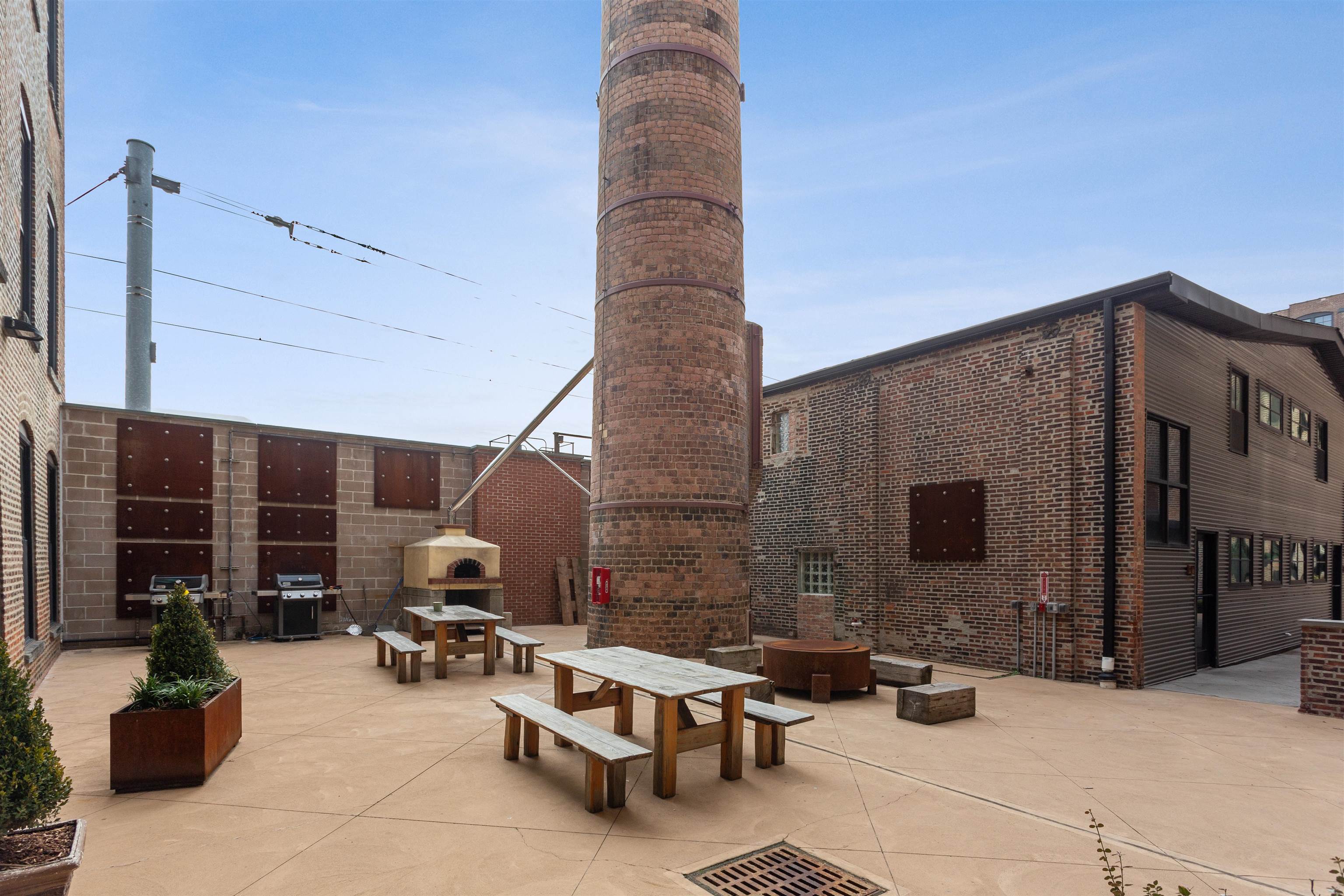 154 Ave East, Unit C304 Bayonne, NJ 07002 - Photo 15 of 19 a view of outdoor seating space