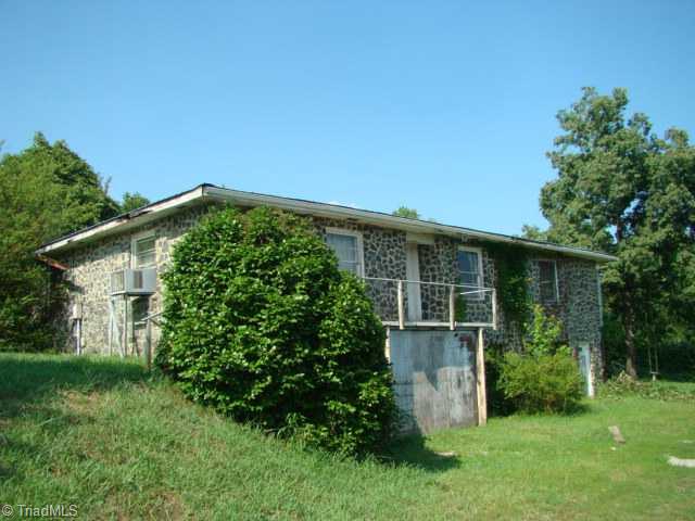 5892 Canter Road Archdale, NC 27263 - Photo 4 of 4 View.