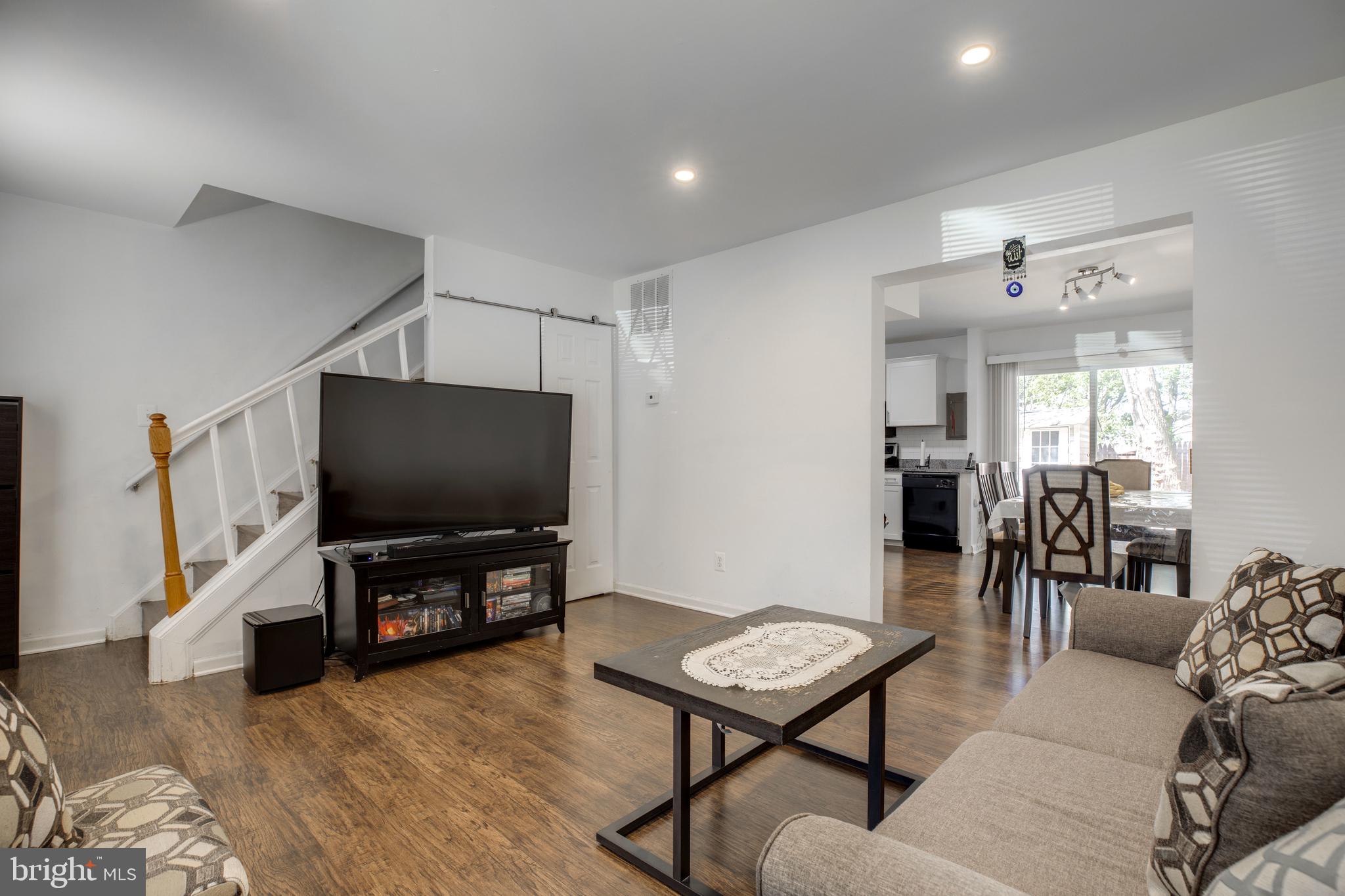 9298 Taney Road Manassas, VA 20110 - Photo 5 of 17 Gallery Image 5