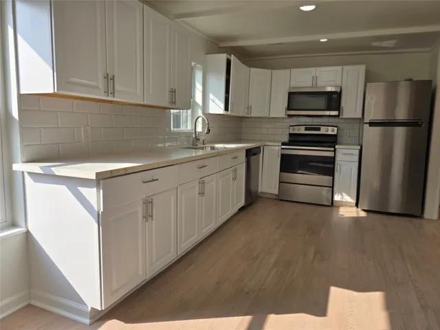 $1,600 | 505 Park Lane, Pasadena, TX 77506