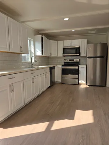 $1,600 | 505 Park Lane, Pasadena, TX 77506