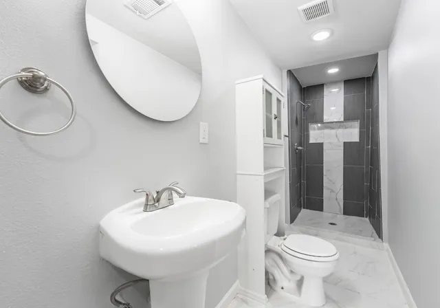 $1,600 | 505 Park Lane, Pasadena, TX 77506