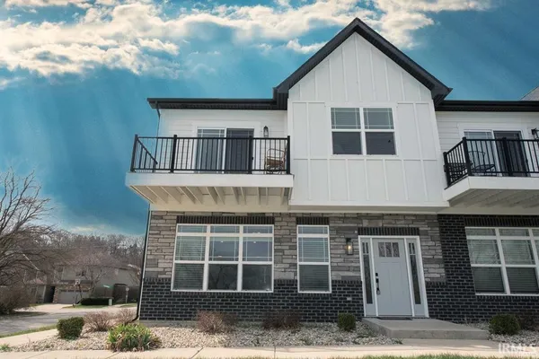 $399,900 | 420 Catherwood Drive, Unit 1, West Lafayette, IN 47906