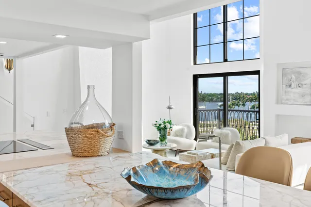 $27,400 | 101 North Clematis Street, Unit 412, West Palm Beach, FL 33401