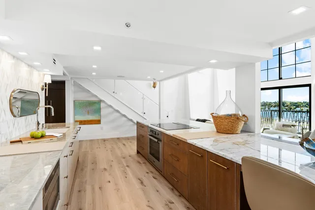 $27,400 | 101 North Clematis Street, Unit 412, West Palm Beach, FL 33401