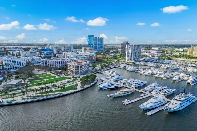 $27,400 | 101 North Clematis Street, Unit 412, West Palm Beach, FL 33401