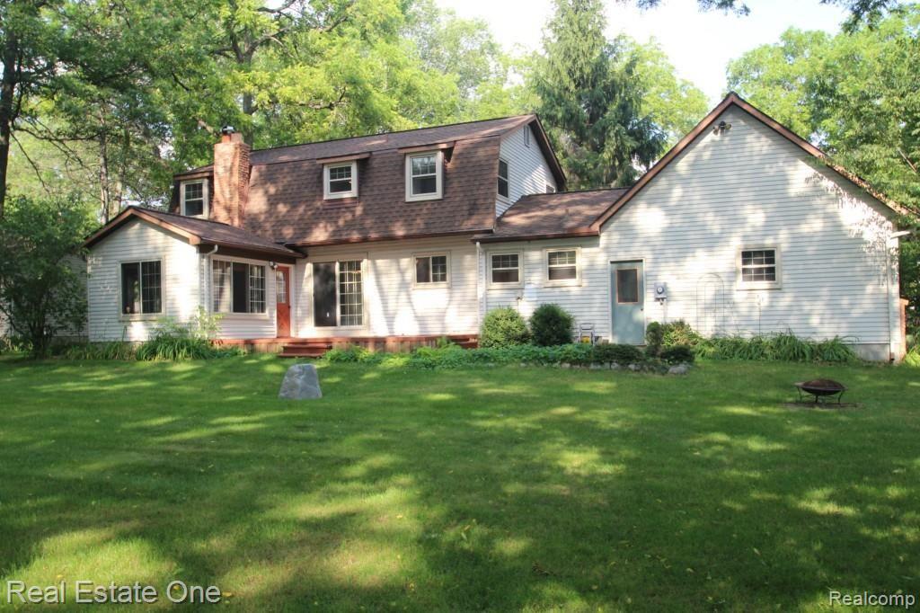 1335 Grebe Road Highland, MI 48357 - Photo 25 of 40 IMG_7512.jpg