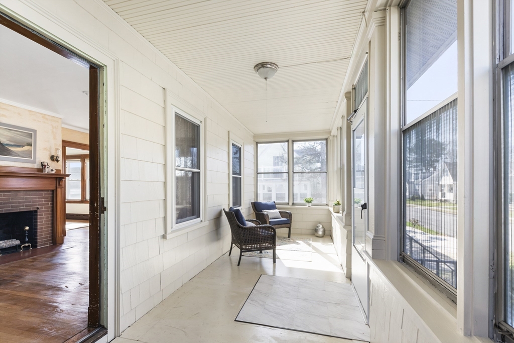 32 Brookfield Road Norwood, MA 02062 - Photo 4 of 27 Gallery Image 4