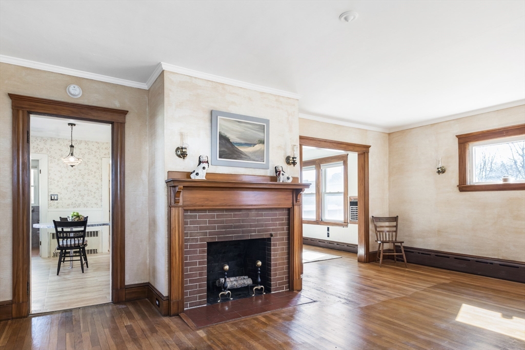32 Brookfield Road Norwood, MA 02062 - Photo 5 of 27 Gallery Image 5