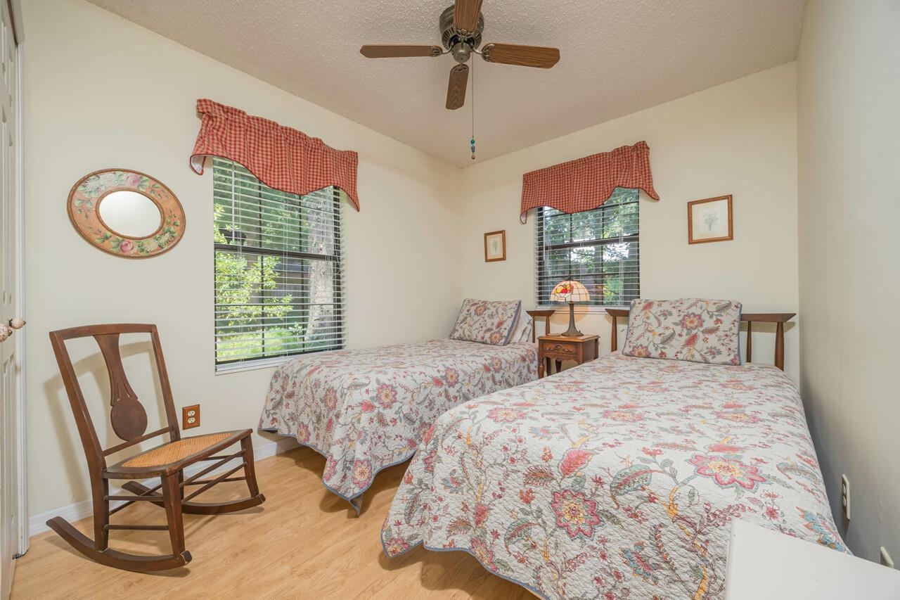 154 Drake Road St. Augustine, FL 32086 - Photo 29 of 36 a bedroom with double bed and a window