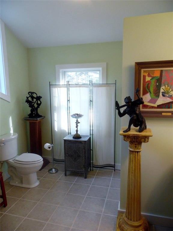 29 Elementary School Road Tenants Harbor, ME 04860 - Photo 18 of 23 2nd Bathroom (upstairs)