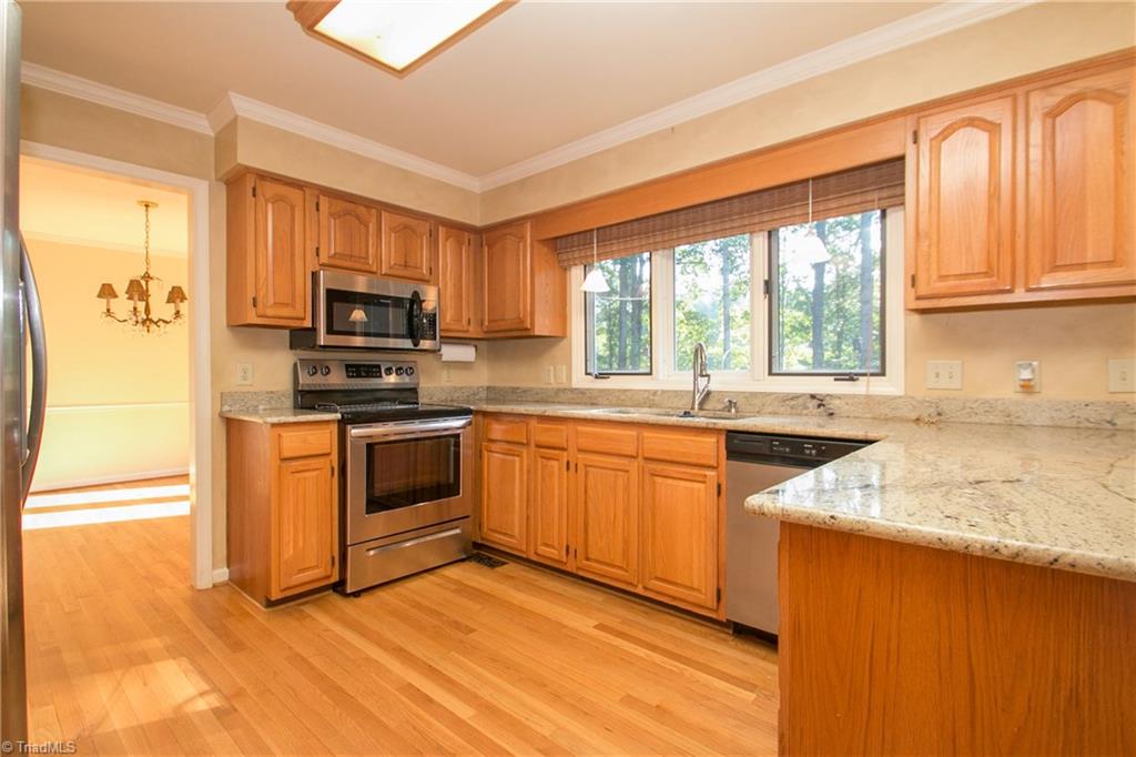 5600 Tanyard Court Oak Ridge, NC 27310 - Photo 13 of 27