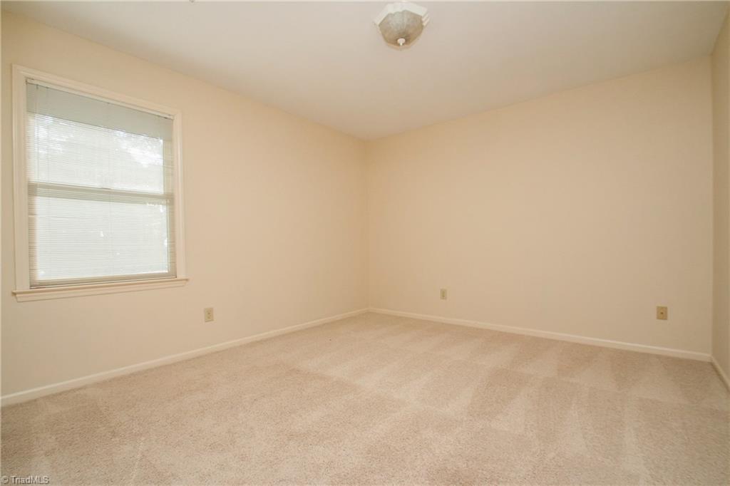 5600 Tanyard Court Oak Ridge, NC 27310 - Photo 20 of 27