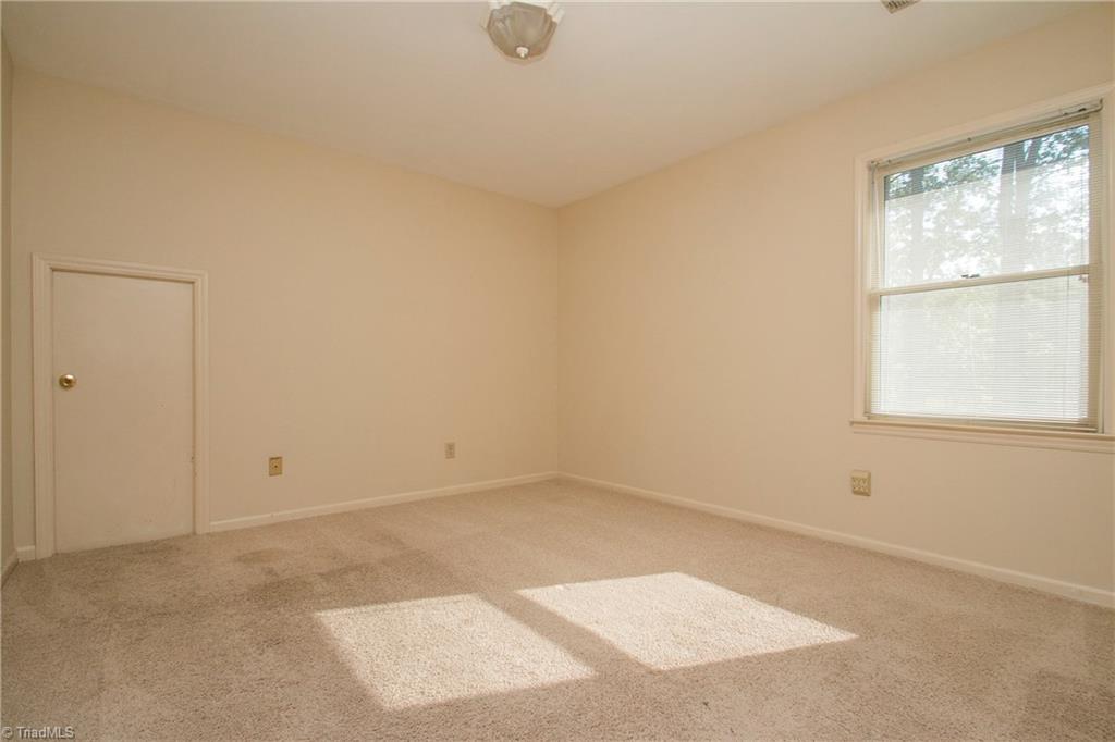 5600 Tanyard Court Oak Ridge, NC 27310 - Photo 21 of 27