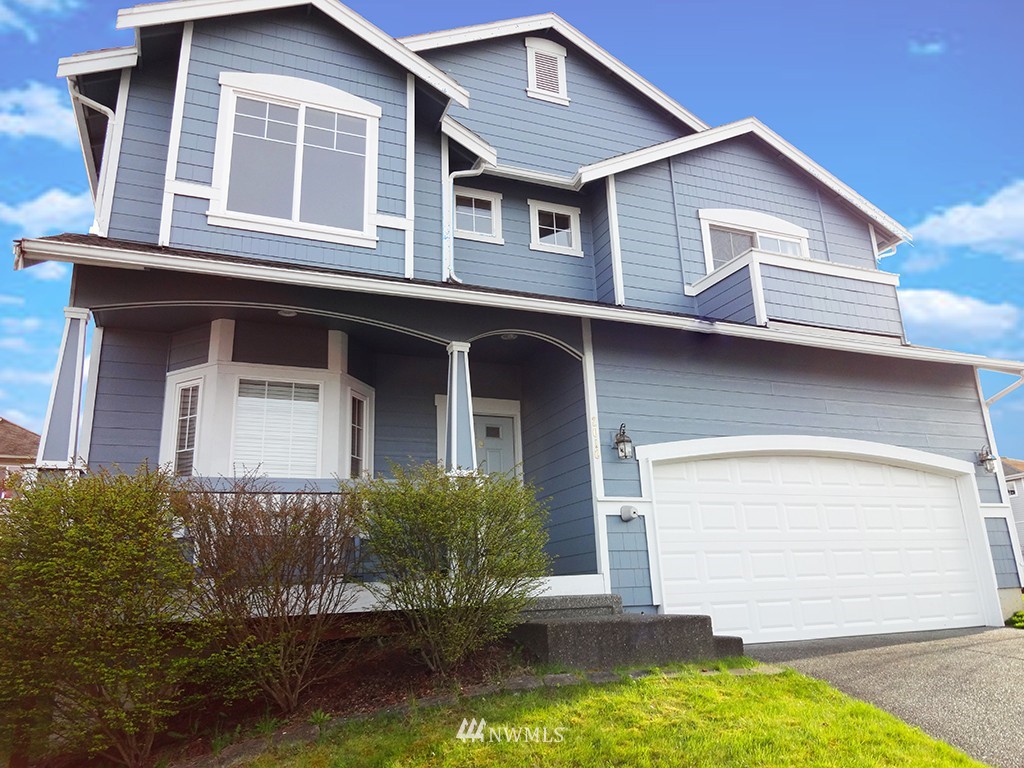 2010 Davis Avenue South Renton, WA 98055 - Photo 1 of 23