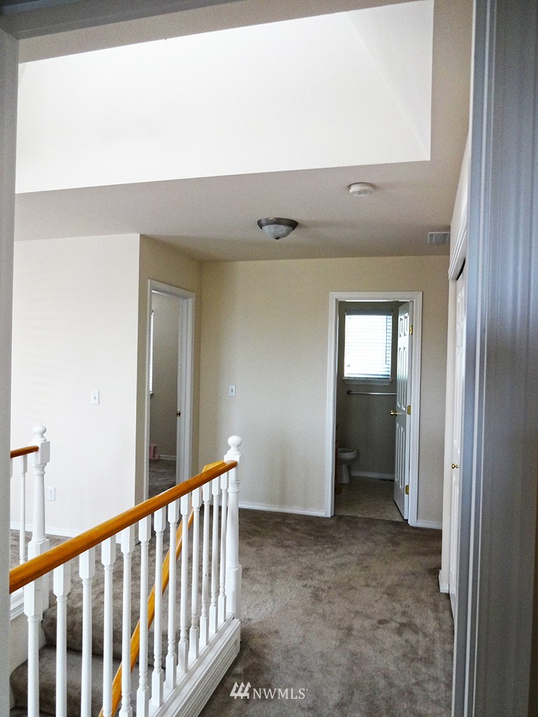 2010 Davis Avenue South Renton, WA 98055 - Photo 19 of 23