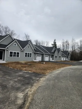 $4,000 | 30 Aspen Drive, Unit 30, Hampstead, NH 03826