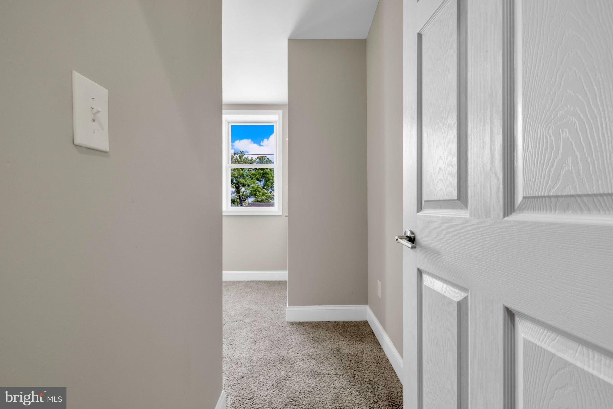 145 North Monastery Avenue Baltimore, MD 21229 - Photo 16 of 45 Bright entryway with natural light.