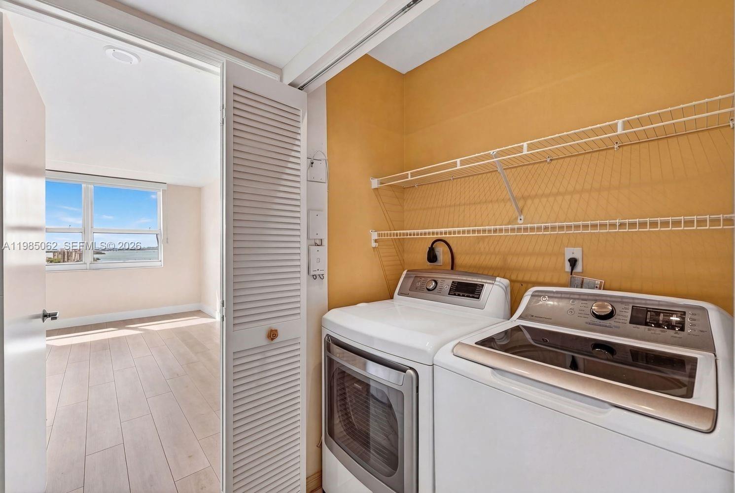 90 Alton Road, Unit 1810 Miami Beach, FL 33139 - Photo 15 of 20