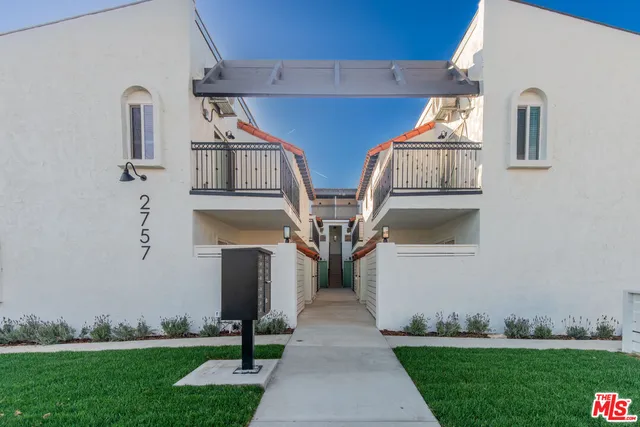 $3,112 | 2757 Andreo Avenue, Unit 3, Torrance, CA 90501